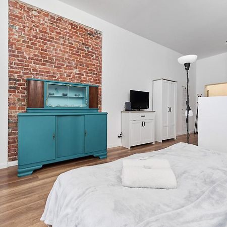 Dominikanska Old Town Studio W Kamienicy By Noclegi Renters Wrocław Eksteriør billede